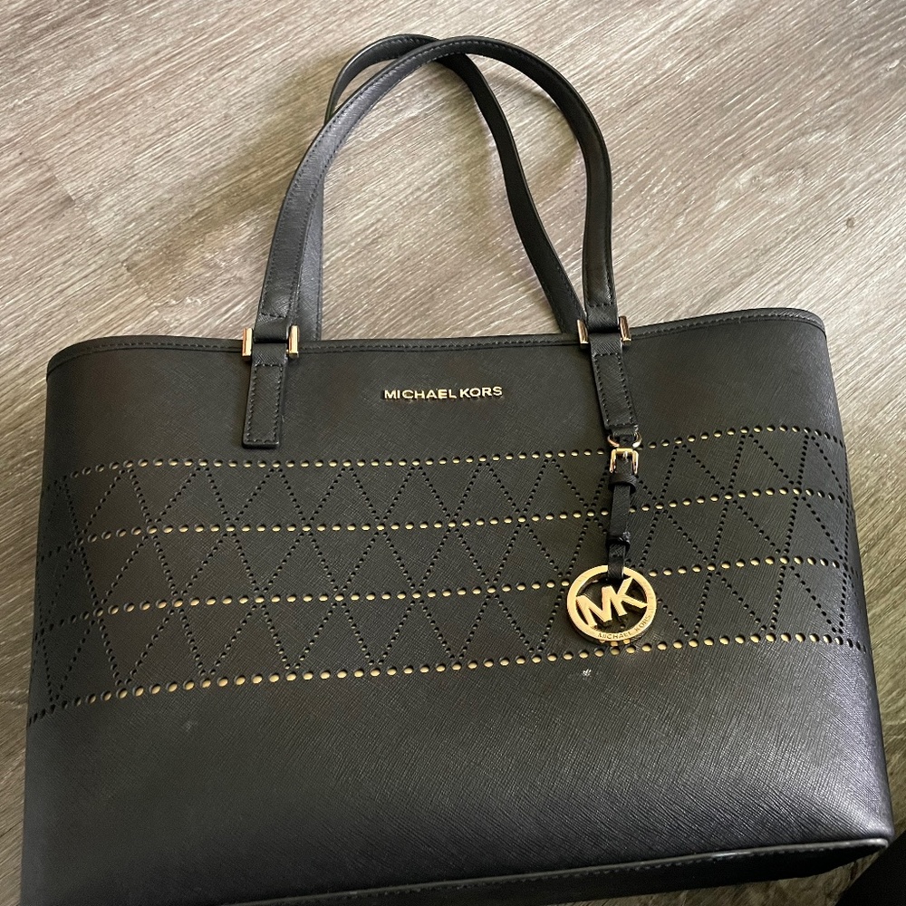 Michael Kors Handbags, Belt and wallets